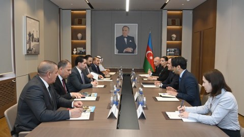 İraq parlamentinin sədr müavini Azərbaycan XİN-də