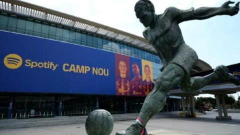 “Barselona”nın stadionunun adı dəyişdirildi