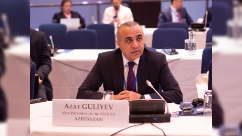 Azay Quliyev yenidən sədr seçildi - FOTO