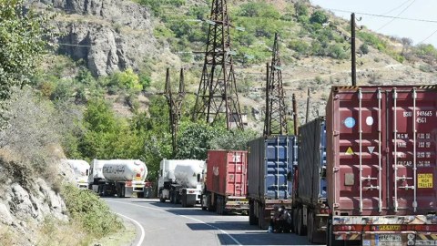 İran yük maşınlarının Gorus-Qafan yolunda hərəkəti bərpa olunub