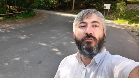 Xəstəxana direktorunu şantaj edən baş redaktor TUTULDU