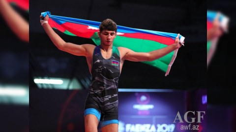 Ermənistan himninə görə medalı alınan idmançımıza qadağa qoyuldu