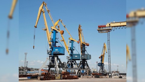 Mariupol limanı tam gücü ilə işləyir