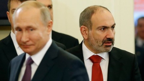 Putin Paşinyanla Zəngəzur dəhlizini müzakirə etdi