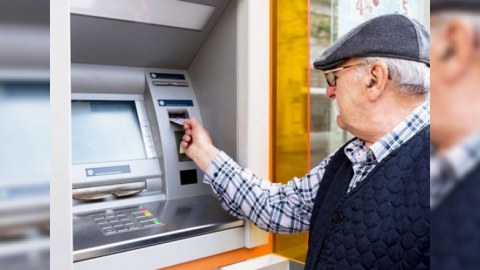 Pensiyalar 50 manat yardımla birgə ÖDƏNİLDİ