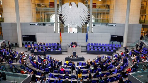 Almaniya Bosniyaya qoşun göndərir 