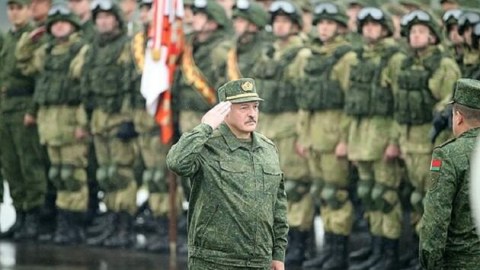Belarus Ukrayna ilə sərhəddə təlimlərə BAŞLAYIR