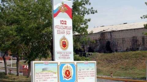 Rusiyanın Ermənistandakı bazasında yanğın 