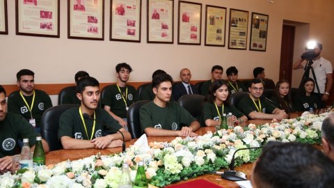 BSU-da yay məktəbinin bağlanış mərasimi keçirilib - FOTO