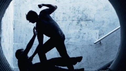 Şagirdi tərəfindən döyülən müəllim iş yerini dəyişdi