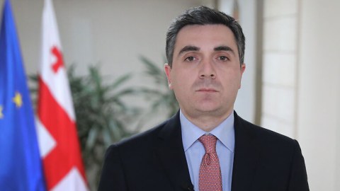 Darçiaşvili Azərbaycan və Ermənistan XİN rəhbərlərinin görüşündən yazdı
