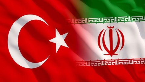 İran və Türkiyə arasında əməkdaşlıq sazişləri imzalandı