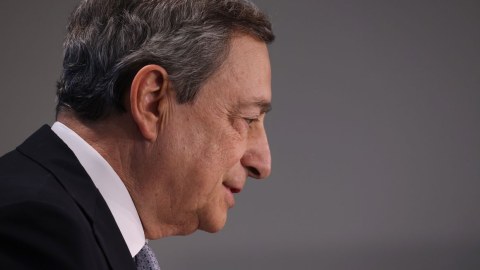 İtaliya baş nazirinə etimad göstərildi