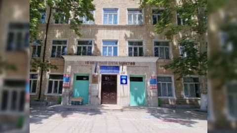 Daha bir məktəbdə rüşvət qalmaqalı - Müəllimin səsyazısı yayıldı