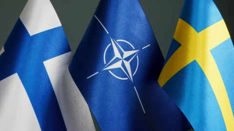 Fransa İsveç və Finlandiyanın NATO üzvlüyünə yaşıl işıq yandırdı 