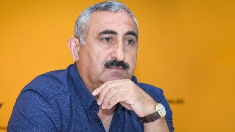 Nazim Süleymanovun qazandığı kubok itib