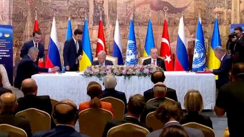 İstanbulda Ukrayna taxılı ilə bağlı tarixi müqavilə İMZALANDI 