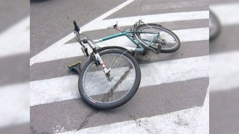 Velosipedçini maşın vurub öldürdü