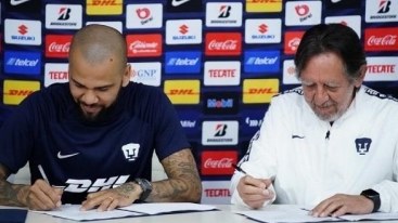 Alveş Meksika klubuna keçdi
