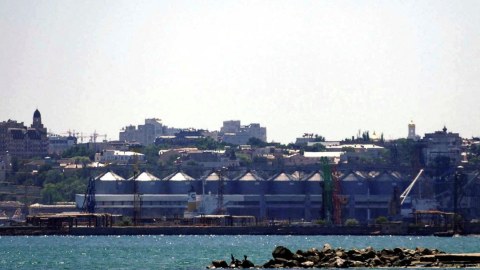 Ukraynanın taxıl gəmilərini bu ölkələr müşayiət edəcək 