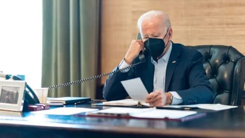 Bayden koronavirusun bu variantına yoluxub 