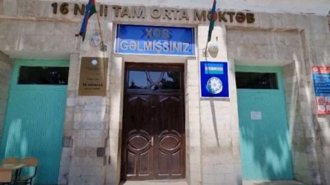 Şagirdlərdən fondpulu tələb edən müəllim işdən ÇIXARILDI