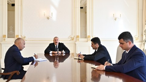 İlham Əliyev yeni icra başçılarını qəbul etdi