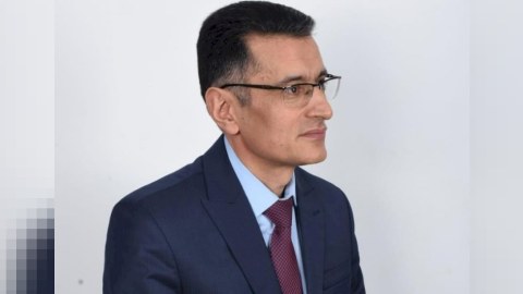 AMEA-nın professoru AzTV-ni MÜDAFİƏ ETDİ – “Ancaq yaltaqlıqla məşğuldurlar”