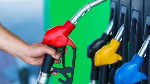 Tarif Şurasından benzin və dizelin qiyməti ilə bağlı QƏRAR