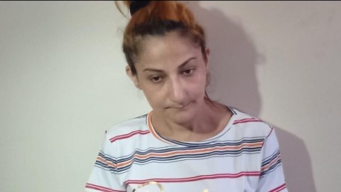Narkotik satan qadın tutuldu
