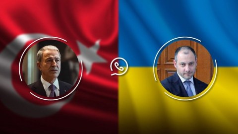 Türkiyə və Ukrayna nazirləri arasında taxıl müzakirəsi
