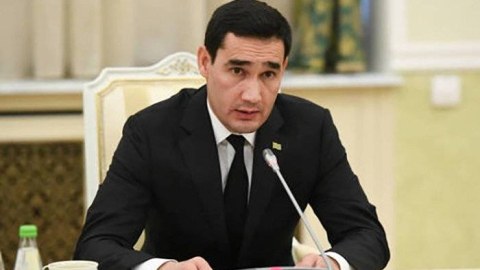 Nöqsanlara görə nazirə töhmət verildi