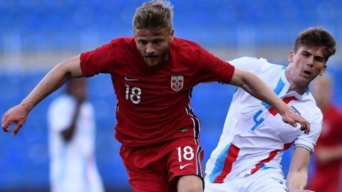 Norveç millisinin üzvü “Qalatasaray”a keçdi