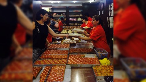 Məşhur "Ləzzət"də iştah qaçıran mənzərə - FOTO