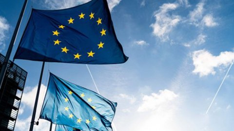Serbiya və Kosovo rəhbərləri Brüsselə çağırıldı