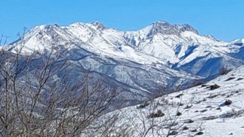 Ordumuzun nəzarətə götürdüyü Sarıbaba dağı - FOTO