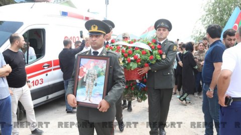 Şəhid Samir son mənzilə yola salındı - FOTOLAR