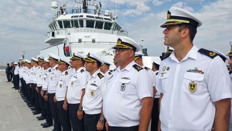 İranın hərbi gəmiləri Bakıya gəldi - FOTO