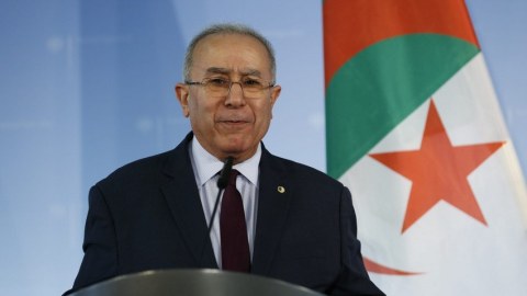 Əlcəzairin XİN rəhbəri Bakıya gəlir