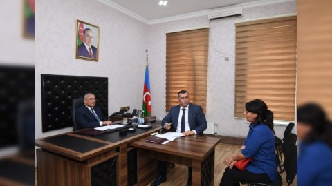 Rövşən Rzayev vətəndaşları qəbul edib - FOTO