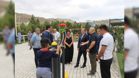 “Jurnalistlər binası”nın həyətində abadlıq işləri aparılıb