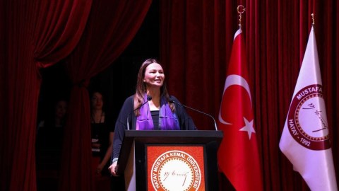 Qənirə Paşayeva Türk dünyasını birliyə çağırıb - VİDEO