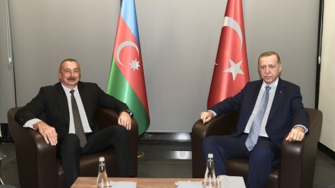 İlham Əliyev Ərdoğanla görüşdü