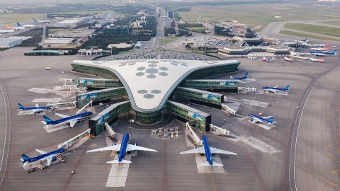 Bakı aeroportunda işıqlar SÖNDÜ