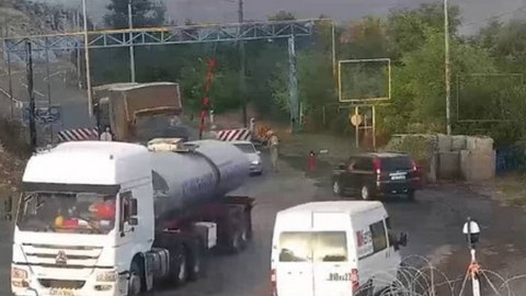 İrandan Ermənistana qanunsuz yolla yanacaq daşınır