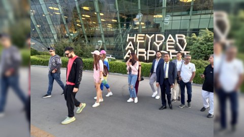 Bollivud ulduzları Bakıya gəldilər - FOTO