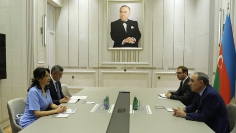 Ombudsman Baş prokurorla görüşdü
