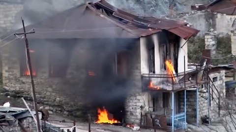 Ermənistan sülhə belə hazırlaşır?! - FOTO