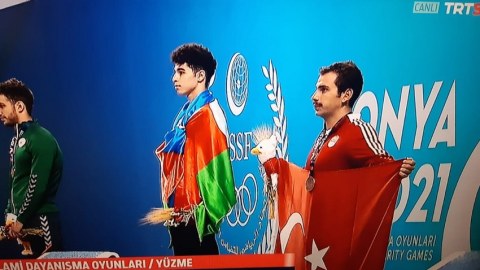İslamiada: Üzgüçümüz qızıl medal qazandı 