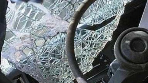 Novxanıda “Niva” mikroavtobusla toqquşdu